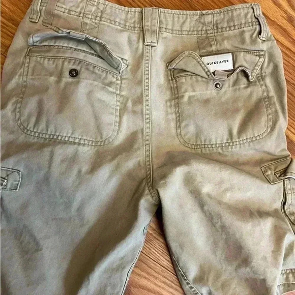 Quicksilver Men’s Regular Fit Cargo Khaki Shorts 29 - Picture 1 of 2